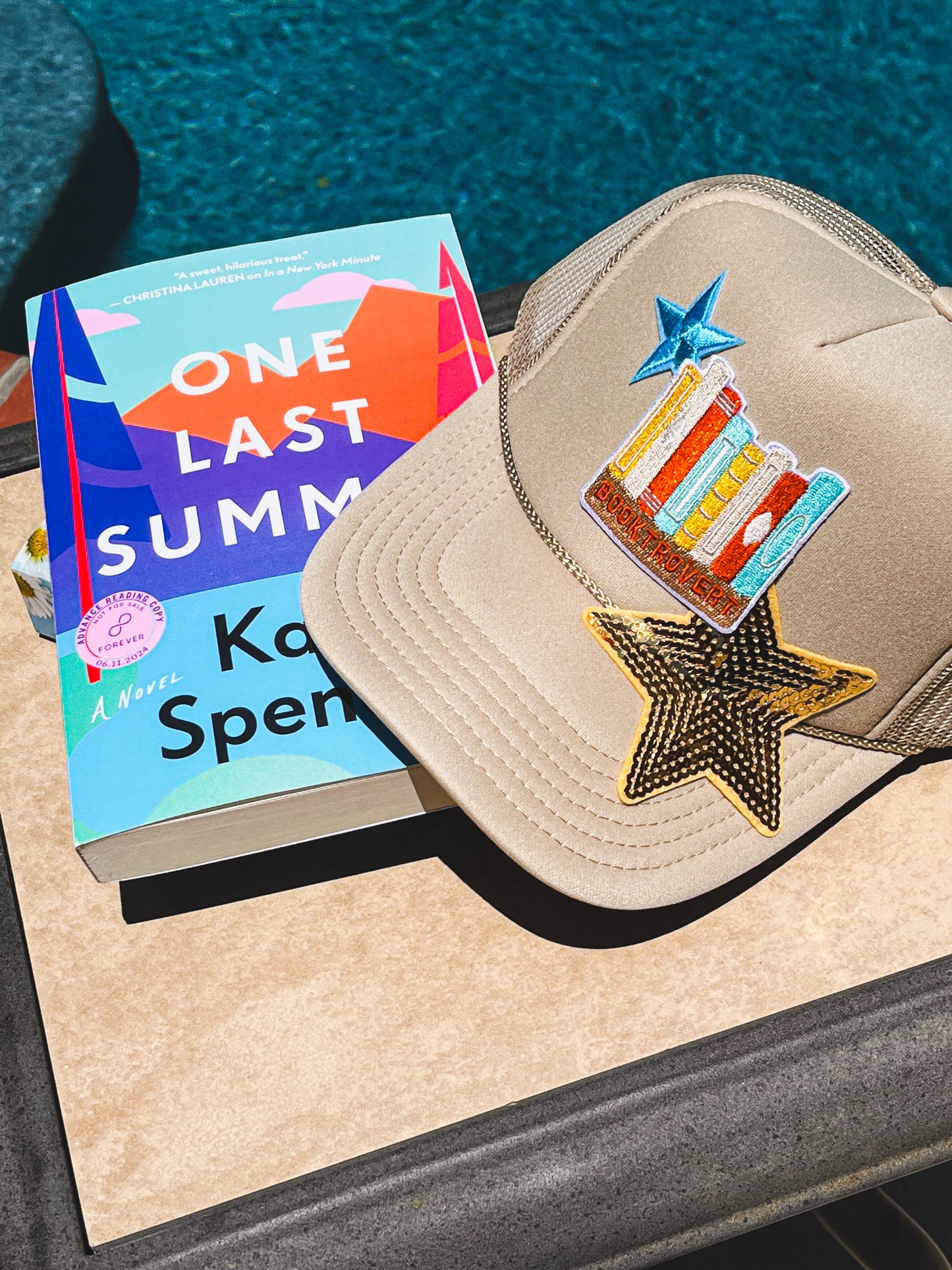 Trucker Hat - Booktrovert